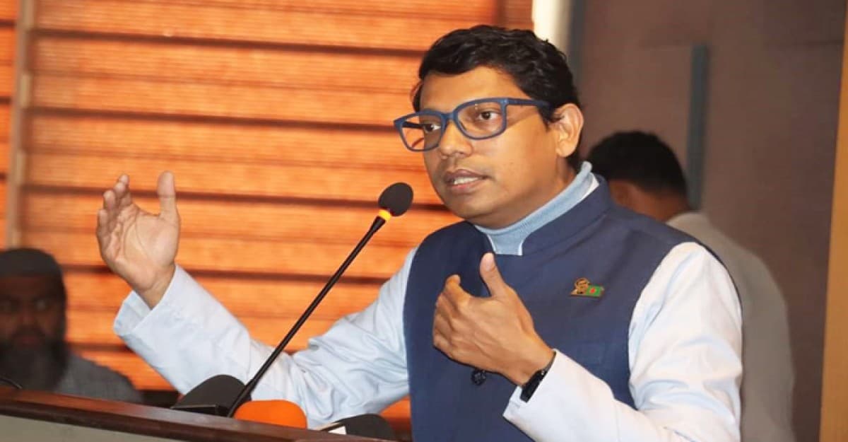 বিকেল ৩টা থেকে চালু হচ্ছে মোবাইল ইন্টারনেট