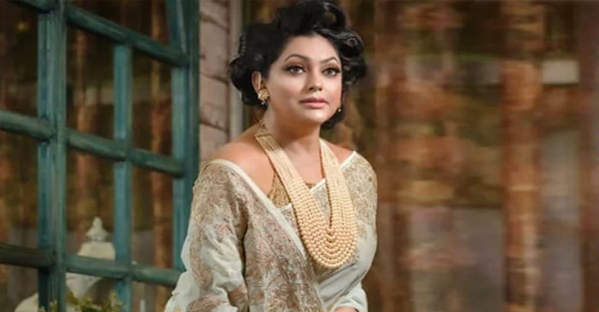 প্লিজ, দেশকে দেশের মতো চলতে দিন: নিপুণ