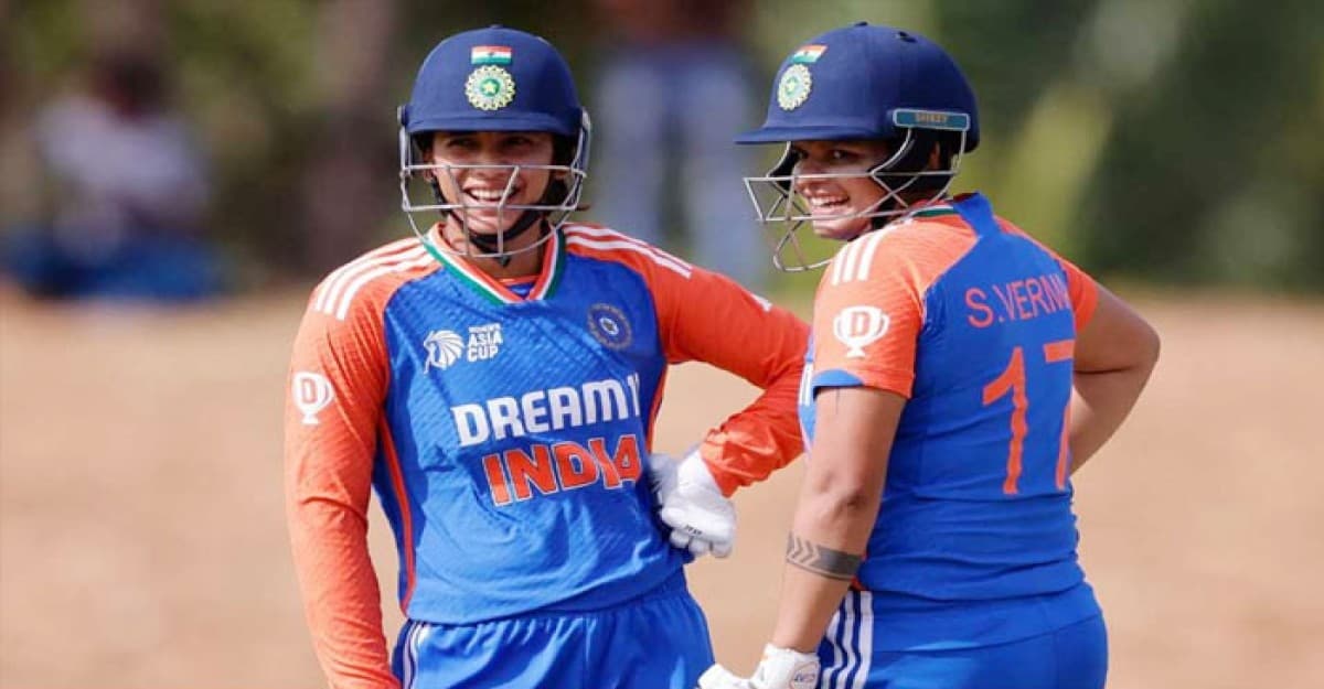 ফাইনালে টস জিতে ব্যাটিংয়ে ভারত