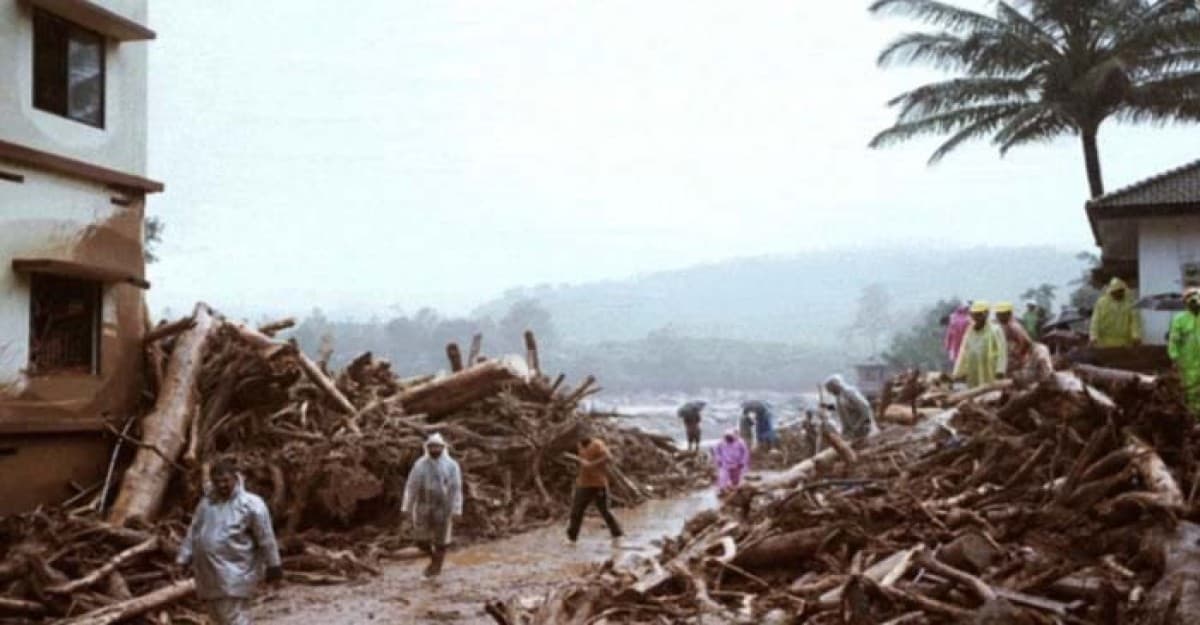 ভারতের ওয়েনাড়ে মৃত বেড়ে ১৫৬, ২ দিনের শোক পালনের ঘোষণা