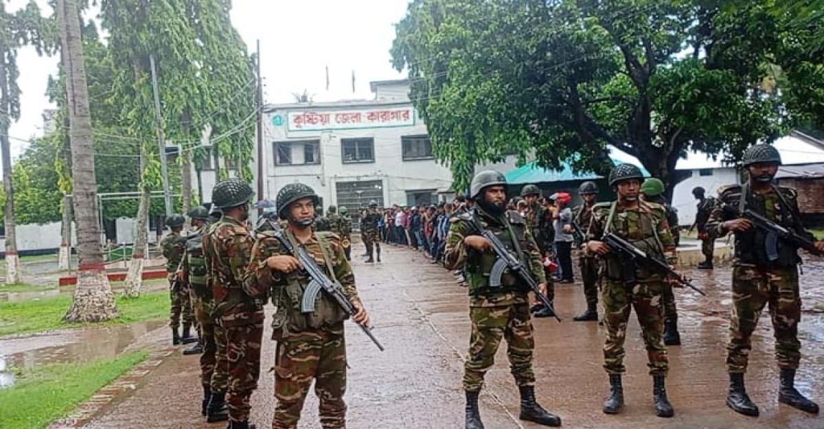 কুষ্টিয়া কারাগার থেকে পালাল ২০ কারাবন্দী