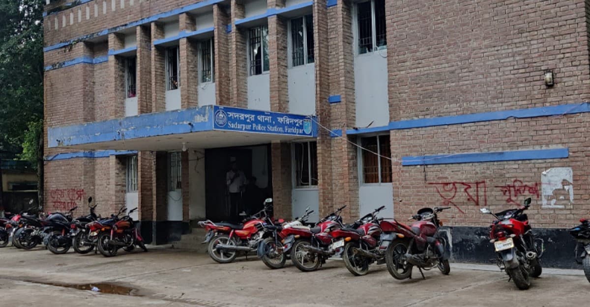 পুলিশ থানায় ফিরলেও সদরপুরে জনমনে আতংঙ্ক