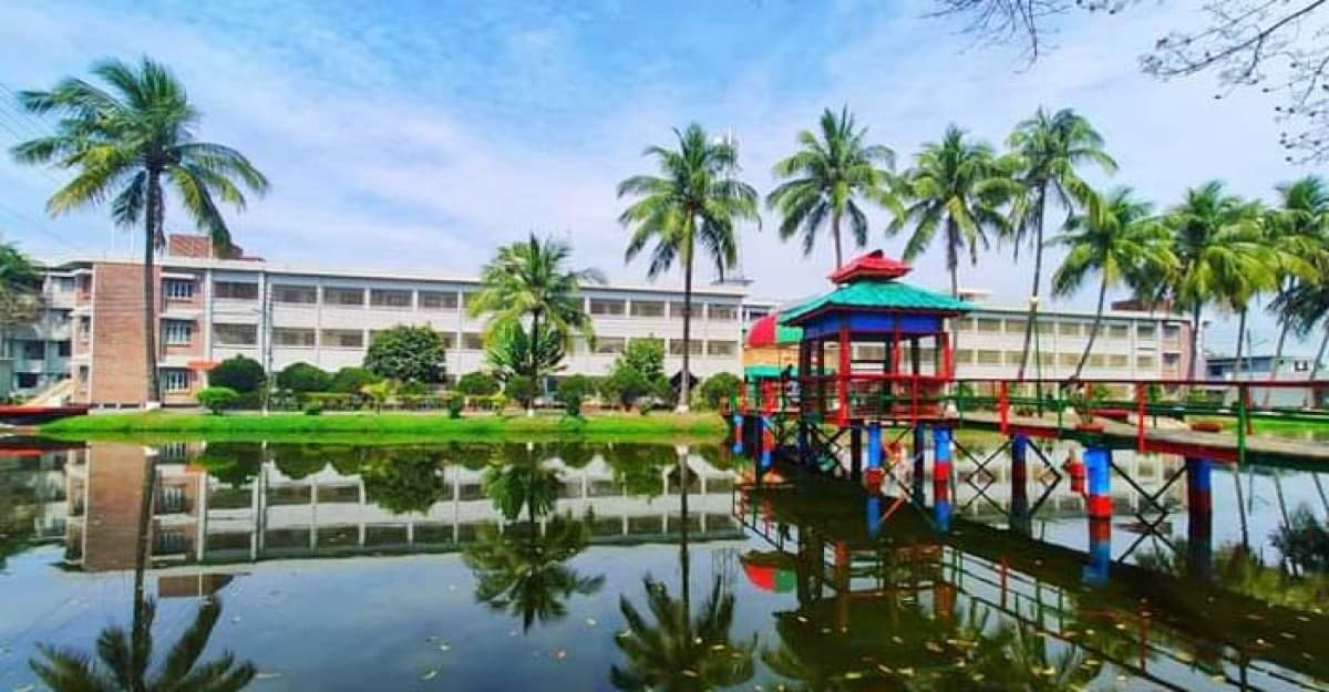 পবিপ্রবিতে সকল ধরনের রাজনীতি নিষিদ্ধ