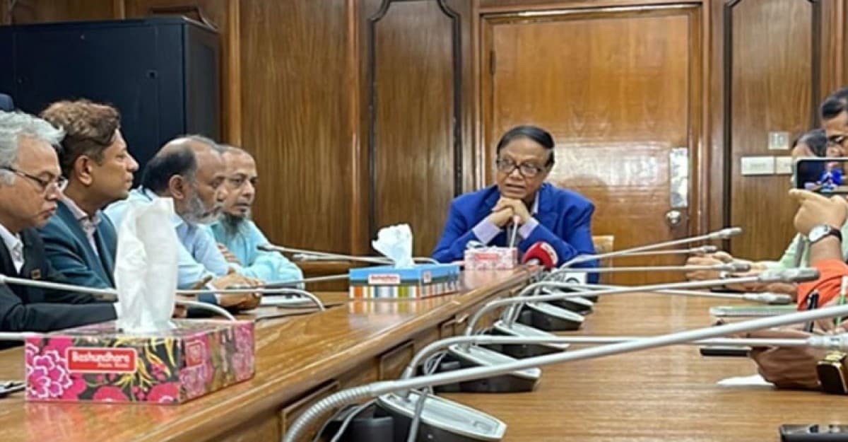 অর্থ পাচারকারীরা পৃথিবীর কোনো দেশে শান্তিতে ঘুমাতে পারবে না: গভর্নর