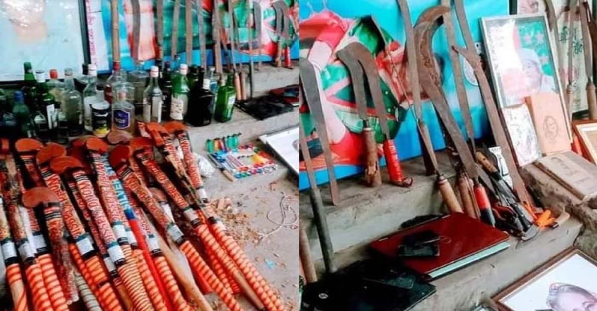 ঢাকা কলেজের হল থেকে দেশীয় অস্ত্রসহ নানা মাদক দ্রব্য উদ্ধার