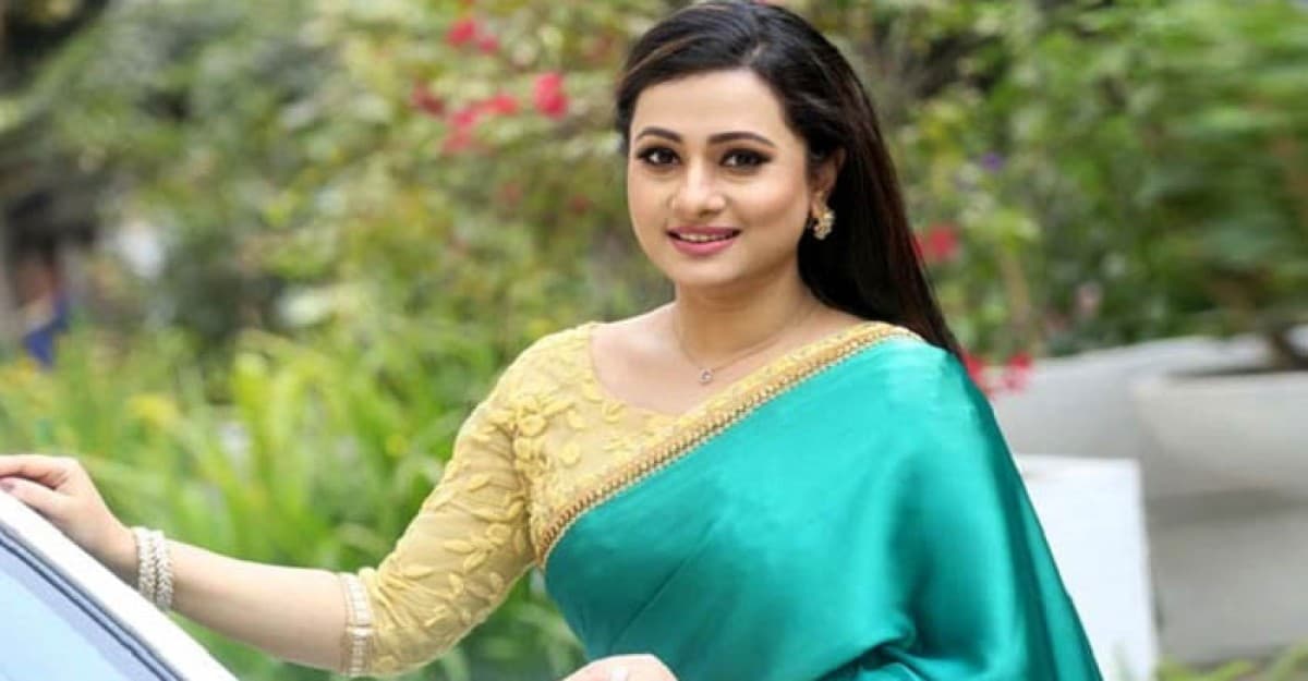 আগে সাহায্য করুন, আমাকে আপনারা পরেও গালি দিতে পারবেন : পূর্ণিমা