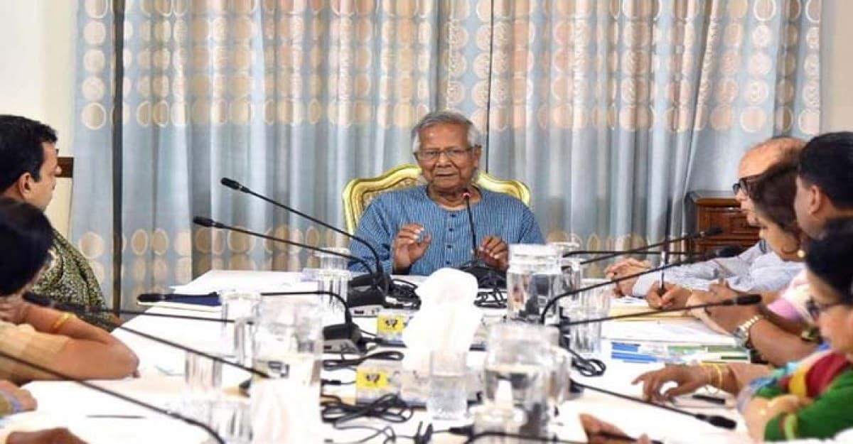 বন্যা পরিস্থিতিতে দেশবাসী যেভাবে এগিয়ে এসেছে তাতে আমি অভিভূত: প্রধান উপদেষ্টা