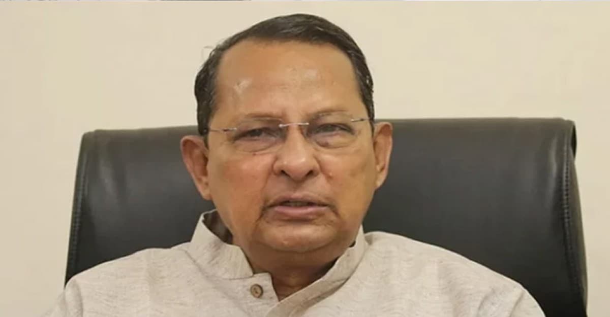 ডিবি কার্যালয়ে ইনু, চলছে জিজ্ঞাসাবাদ