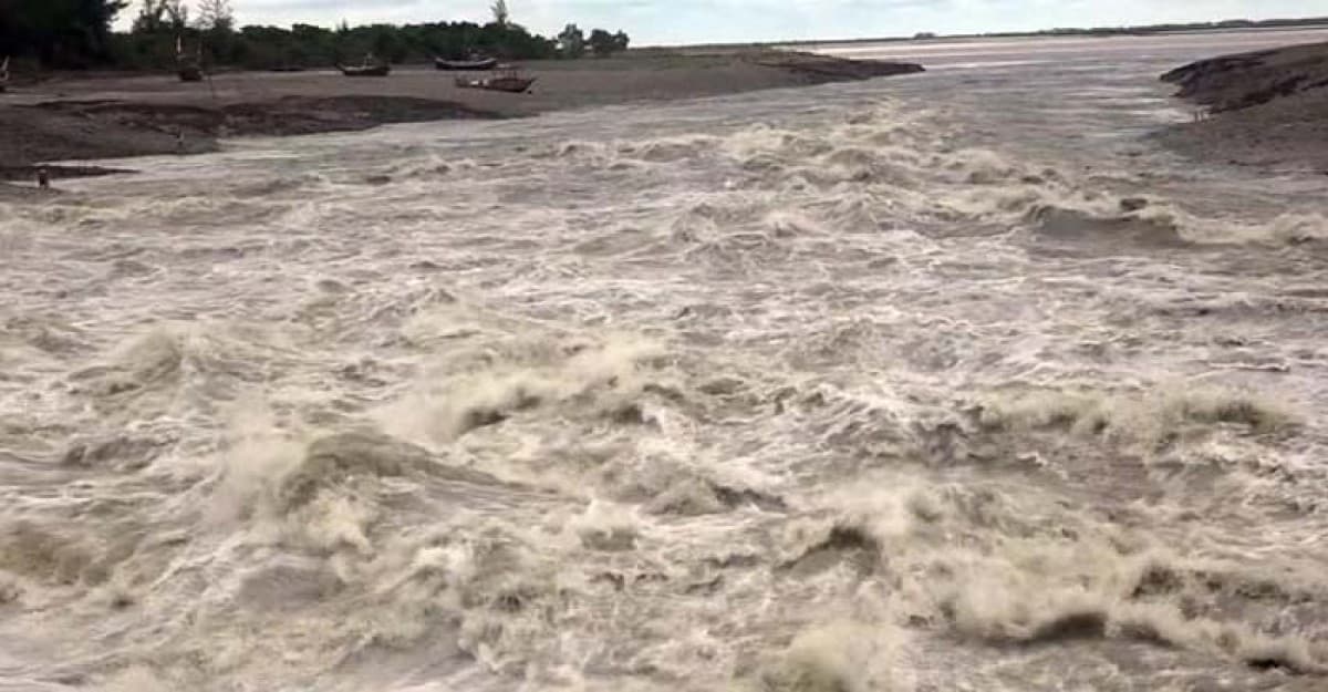 নোয়াখালীতে বন্যা পরিস্থিতির অবনতি, এ পর্যন্ত ৫ মৃত্যু