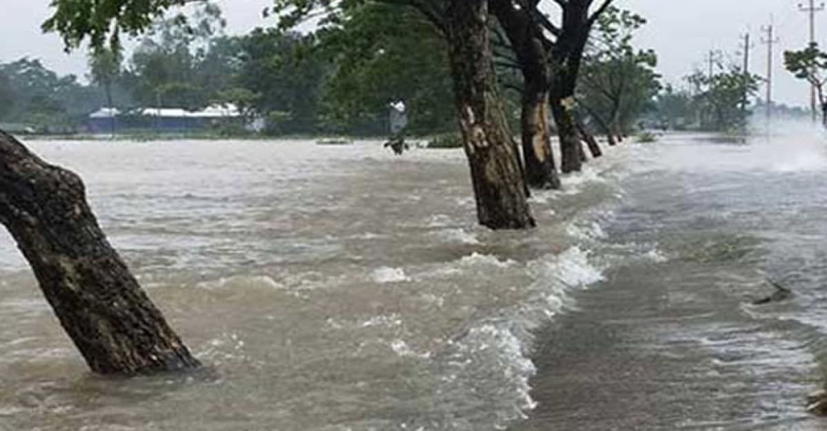চলতি মাসে আবারও বন্যার আভাস
