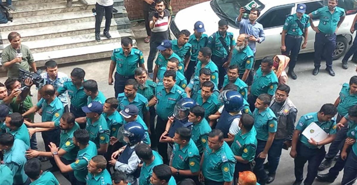 কারাগারে আসাদুজ্জামান নূর-মাহবুব আলী