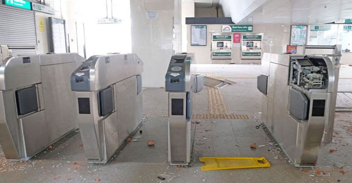 মেট্রো স্টেশন সংস্কারে সাড়ে ৩০০ নয়, লাগছে ১৩৮ কোটি টাকা