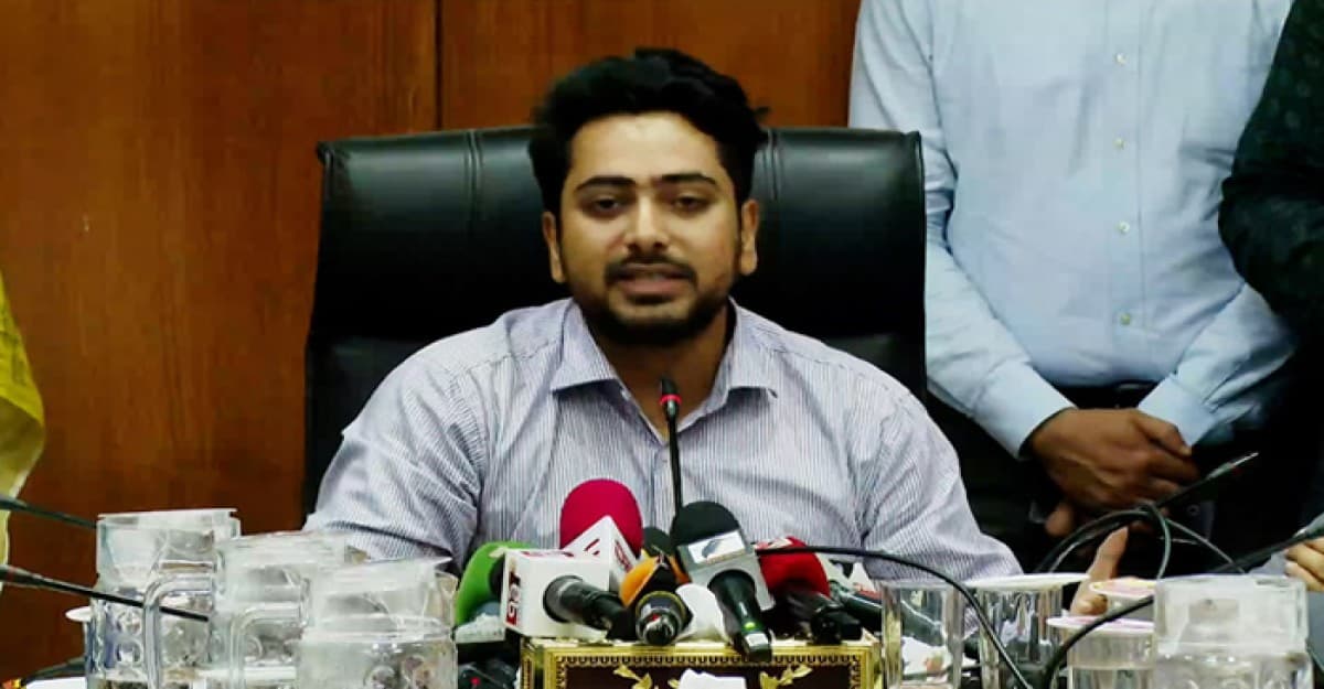 ‘সেন্সর’ শব্দটিকে আমরা বাদ দিয়ে দিচ্ছি: তথ্য উপদেষ্টা