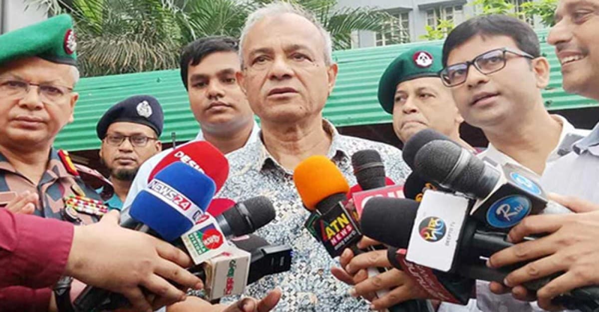 পাহাড়ের সহিংসতার ঘটনায় কাউকে ছাড় নয়: স্বরাষ্ট্র উপদেষ্টা