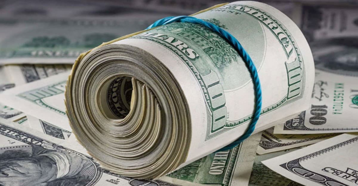 ২৮ দিনে এলো দুই বিলিয়ন ডলারের বেশি রেমিট্যান্স