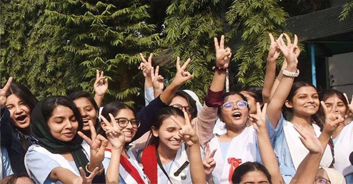 এইচএসসির ফল প্রকাশ নিয়ে নতুন করে যা জনা গেল