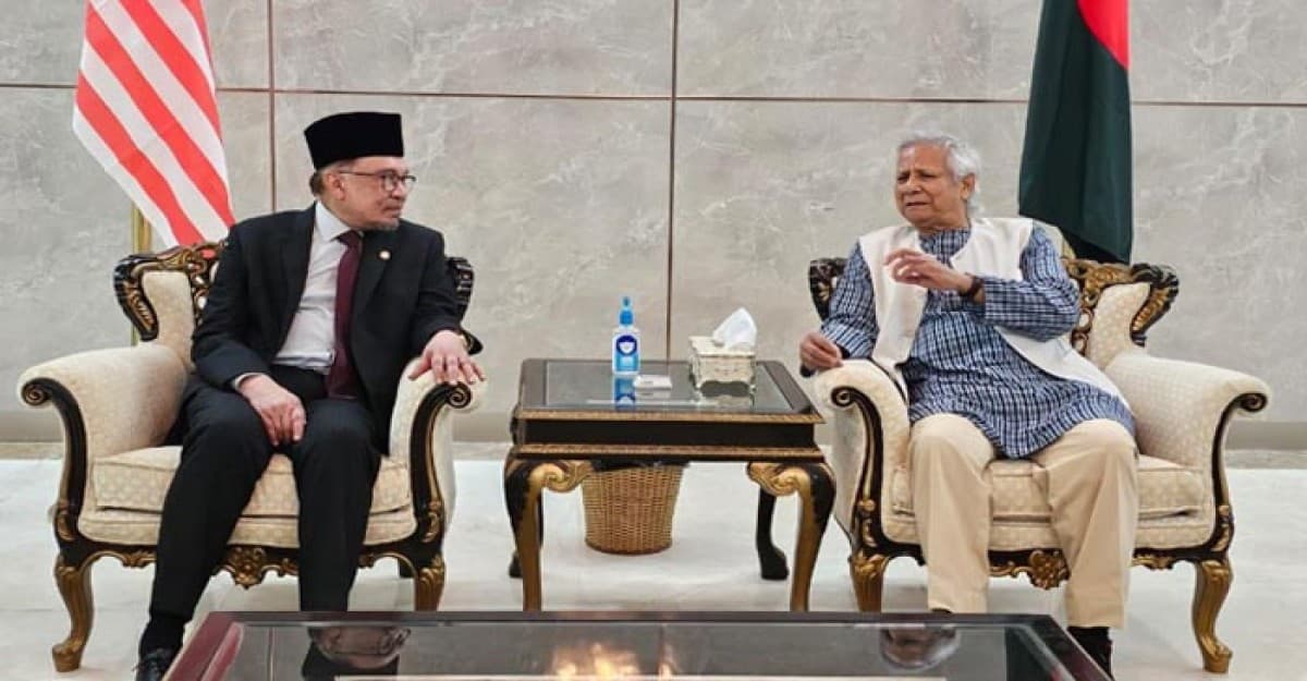 মালয়েশিয়ার সঙ্গে দ্বিপক্ষীয় সম্পর্ক নতুন উচ্চতায় নিতে চাই: প্রধান উপদেষ্টা