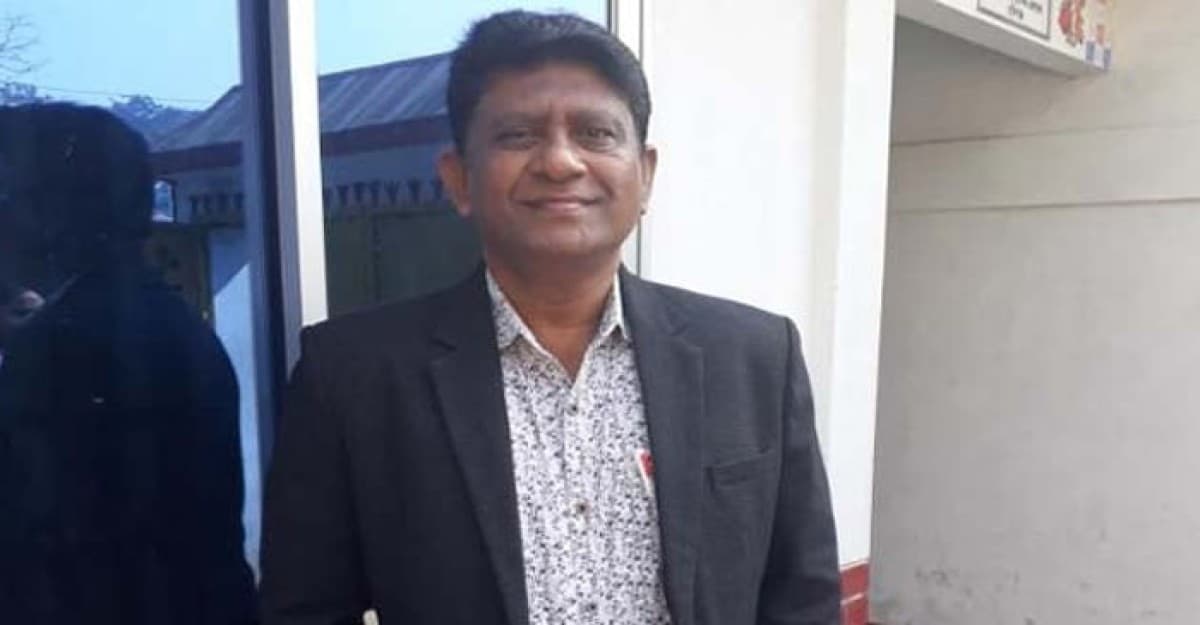 হিজাব পরায় শিক্ষা কর্মকর্তার হেনস্তার শিকার স্কুলশিক্ষিকা