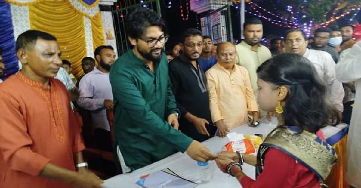 কুড়িগ্রামে পূজামন্ডপ পরিদর্শনে ব্যারিস্টার রবিউল আলম সৈকত