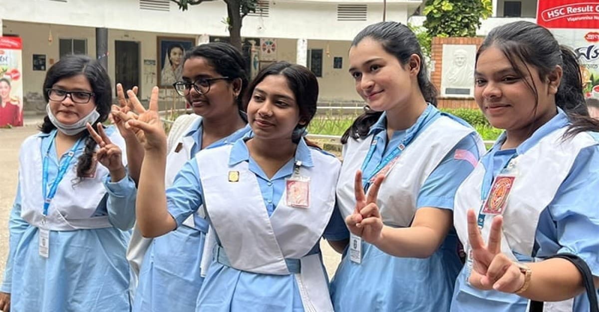 কোন বোর্ডে পাশের হার কত?