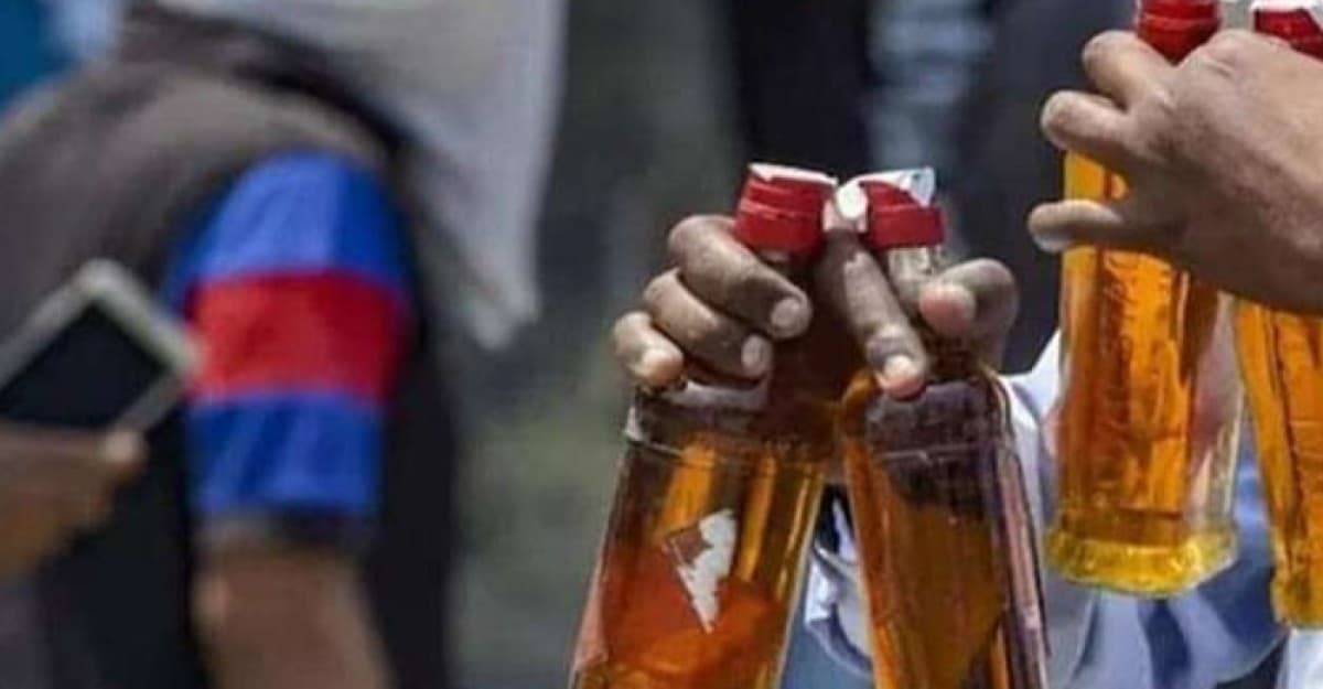 বিহারে বিষাক্ত মদপানে ২০ জনের মৃত্যু