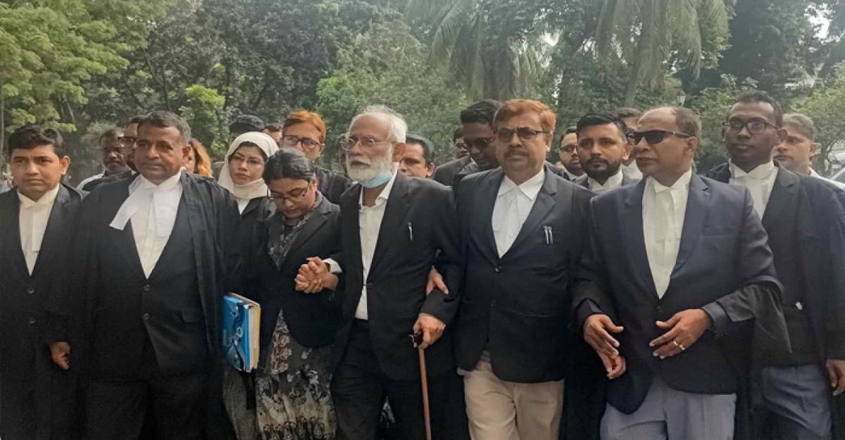 হাইকোর্টে আগাম জামিন পেলেন আইনজীবী জেড আই খান পান্না