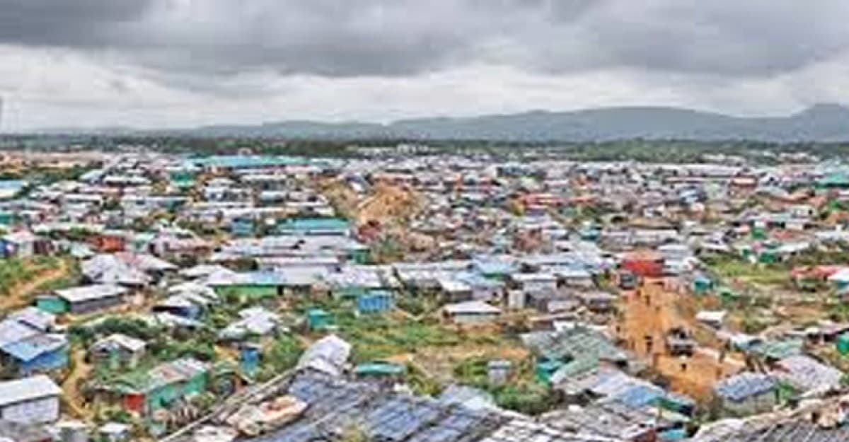 উখিয়ায় রোহিঙ্গা ক্যাম্পে গুলি করে একই পরিবারের তিনজনকে হত্যা