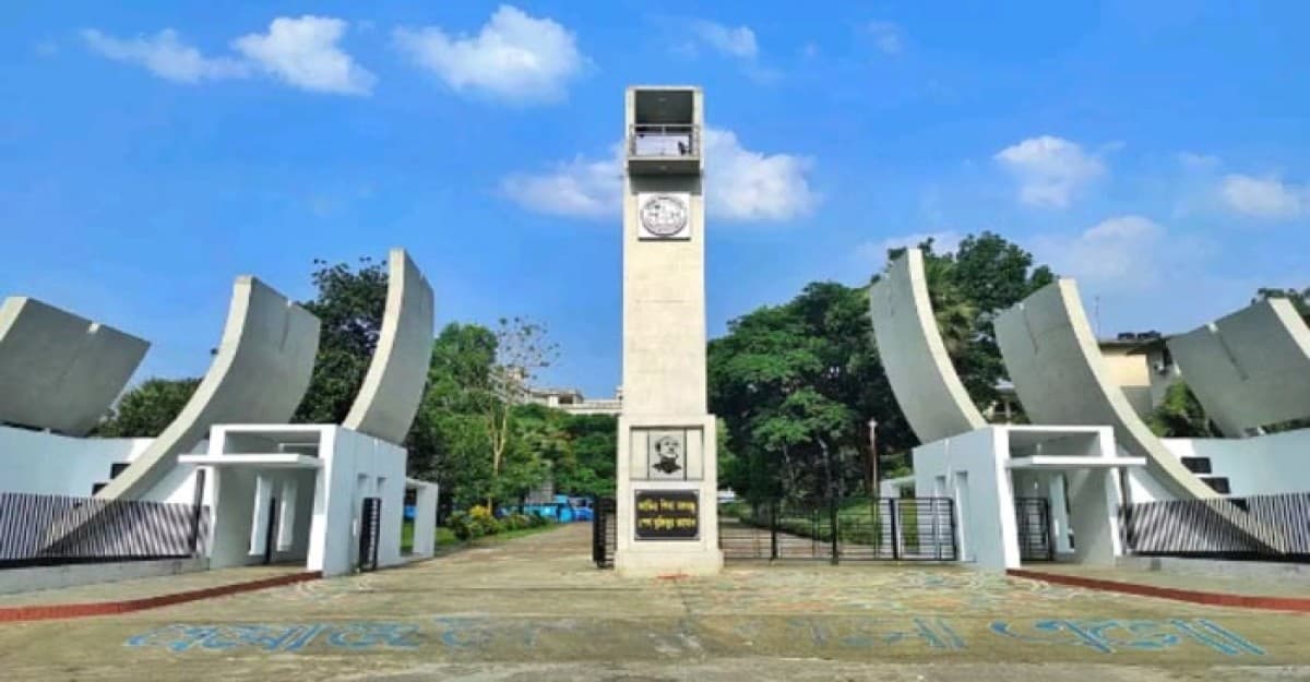 নিজস্ব পদ্ধতিতে ভর্তি পরীক্ষা নেবে কুবি