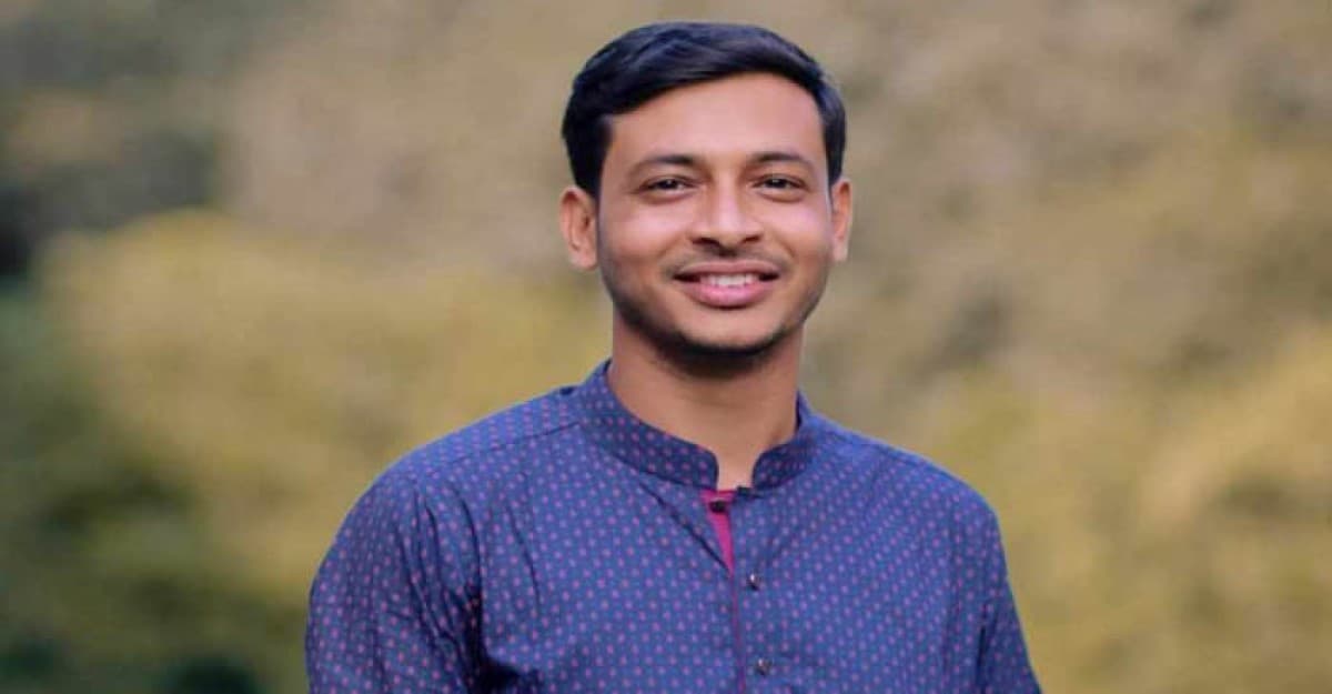ইবি শিক্ষককে একাডেমিক কার্যক্রম থেকে বিরত থাকার নির্দেশ