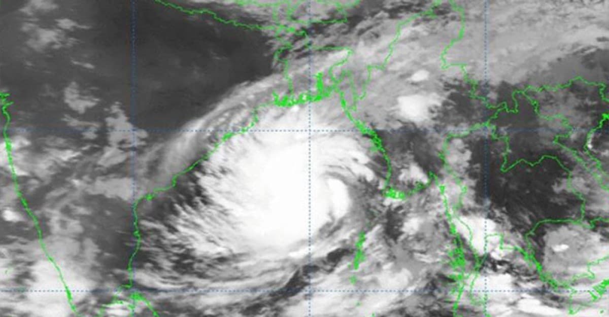 ঘূর্ণিঝড় ‘ডানা’ নিয়ে আইএমডির সর্বশেষ তথ্য