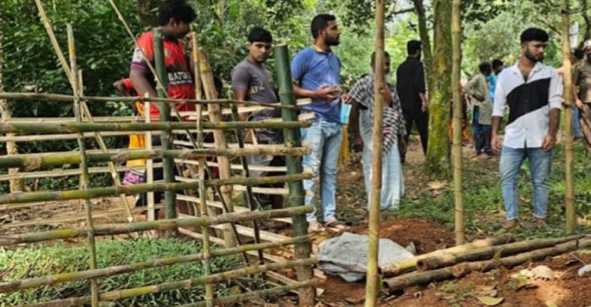 গাজীপুরে পাঁচটি কবর থেকে কঙ্কাল চুরি