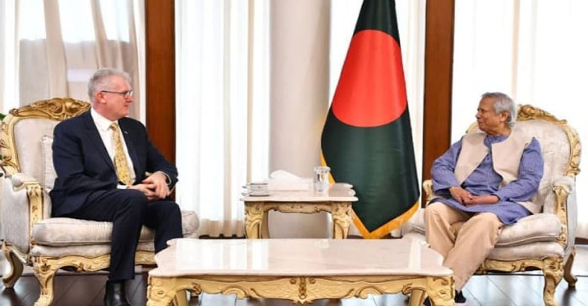 প্রধান উপদেষ্টার সঙ্গে অস্ট্রেলিয়ার স্বরাষ্ট্রমন্ত্রীর সাক্ষাৎ