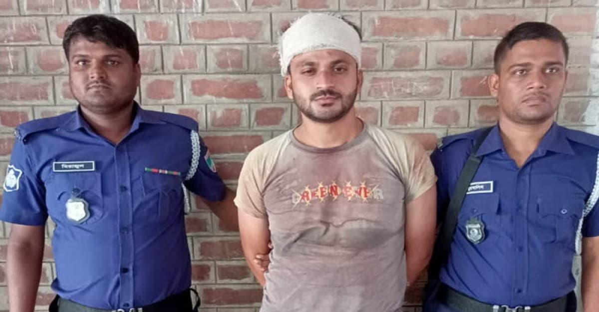 দর্শনায় সাবেক কাউন্সিলরের উপর হামলার ঘটনায় গ্রেফতার রাশেদ