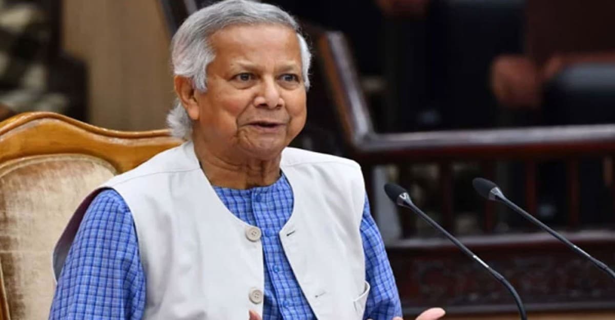 আজারবাইজানের উদ্দেশে ঢাকা ছেড়েছেন প্রধান উপদেষ্টা