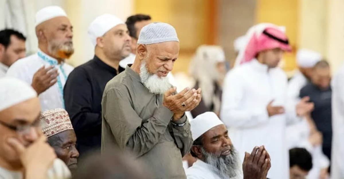 গণঅভ্যুত্থানে হতাহতদের জন্য দোয়া কর্মসূচি