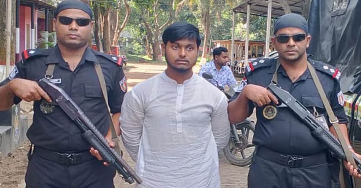 হাত খরচের টাকার জন্য মাকে হত্যা