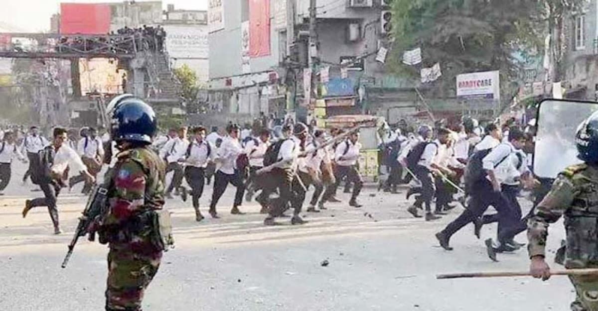 সায়েন্সল্যাবে ঢাকা কলেজ- সিটি কলেজ শিক্ষার্থীদের সংঘর্ষ