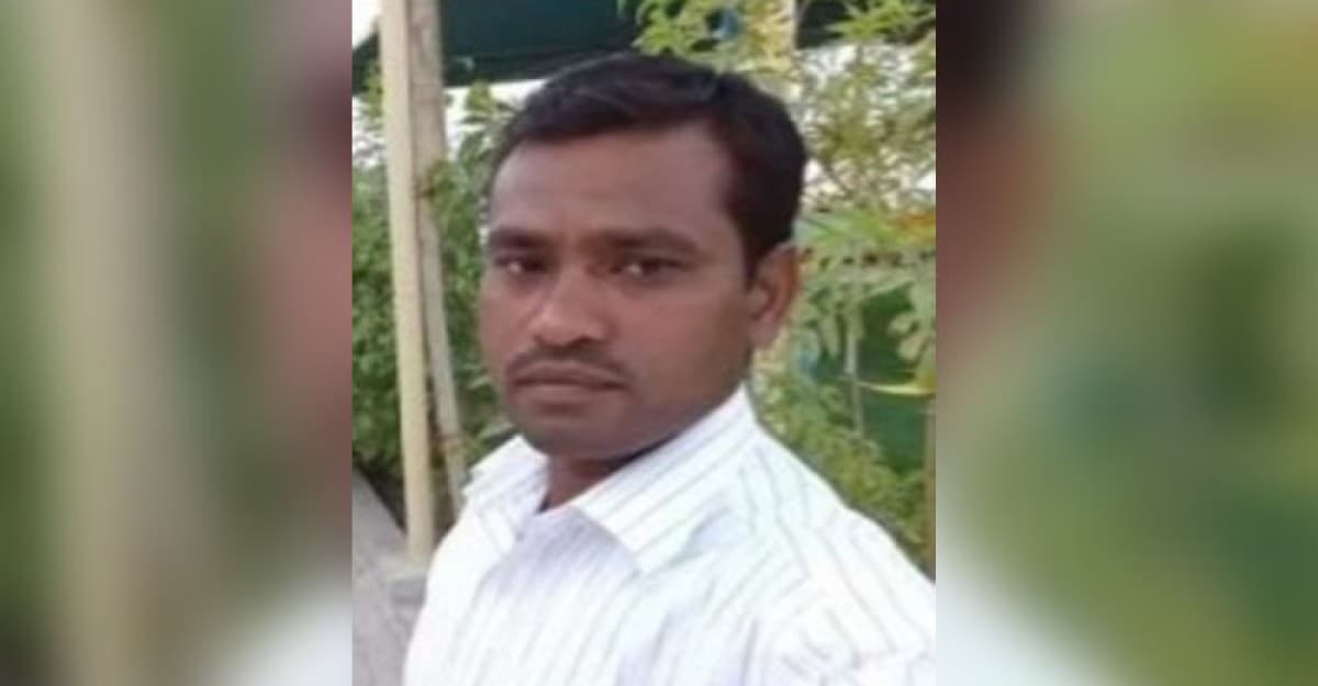 শ্রীপুরে লরি-মোটরসাইকেল মুখোমুখি সংঘর্ষে দুইজন নিহত