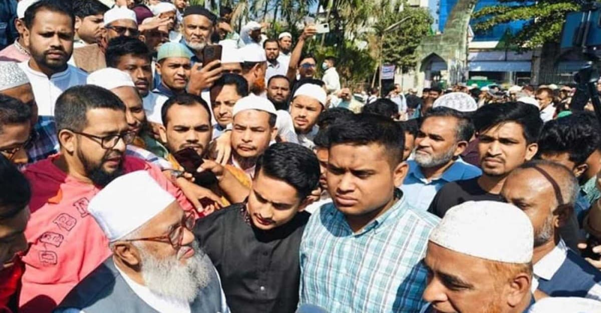 অ্যাডভোকেট আলিফের জানাজায় হাসনাত-সারজিস