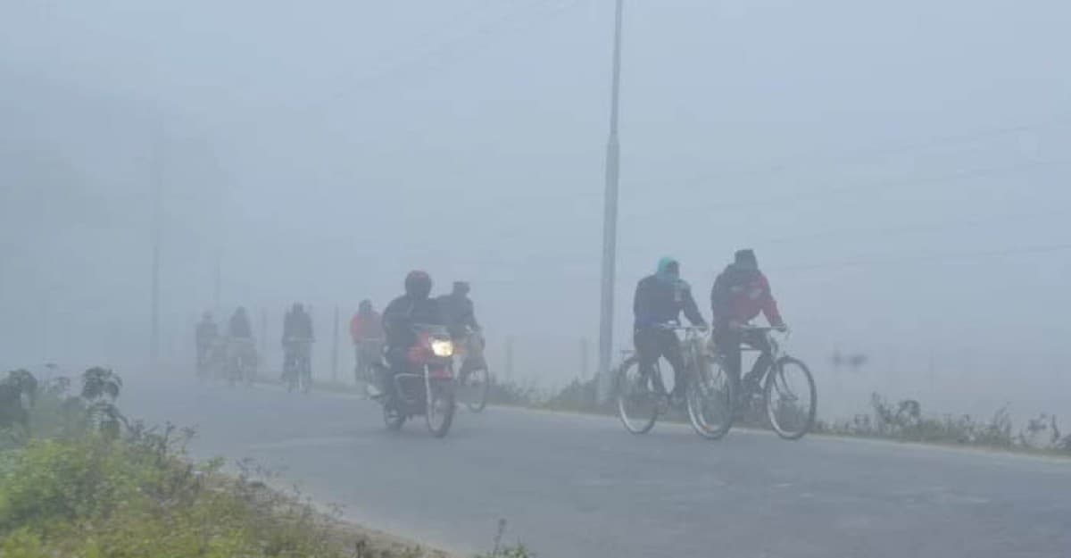 শীতে কাঁপছে পঞ্চগড়, তাপমাত্রার পারদ ১০ ডিগ্রিতে