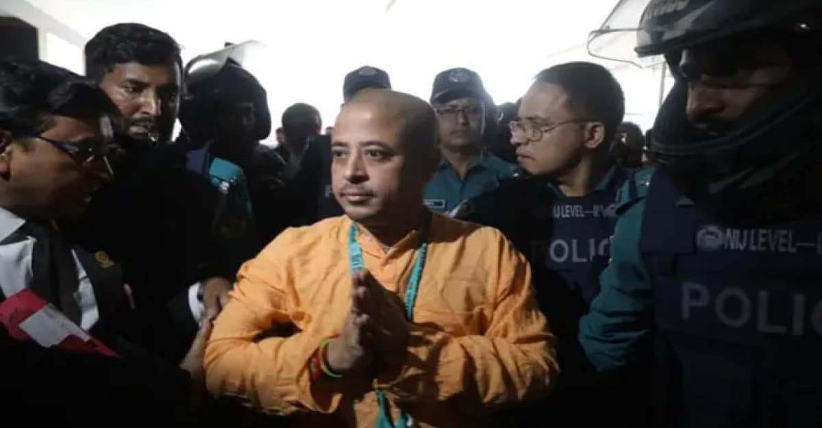 চিন্ময়ের পক্ষে ছিলেন না আইনজীবী, জামিন শুনানি পিছিয়ে ২ জানুয়ারি