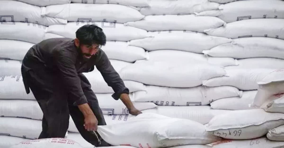পাকিস্তানের কাছ থেকে চিনি কিনল বাংলাদেশ