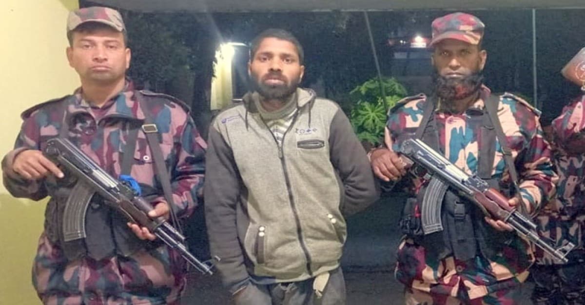 ঠাকুরগাঁওয়ে সীমান্তে সন্দেহভাজন ভারতীয় নাগরিক আটক