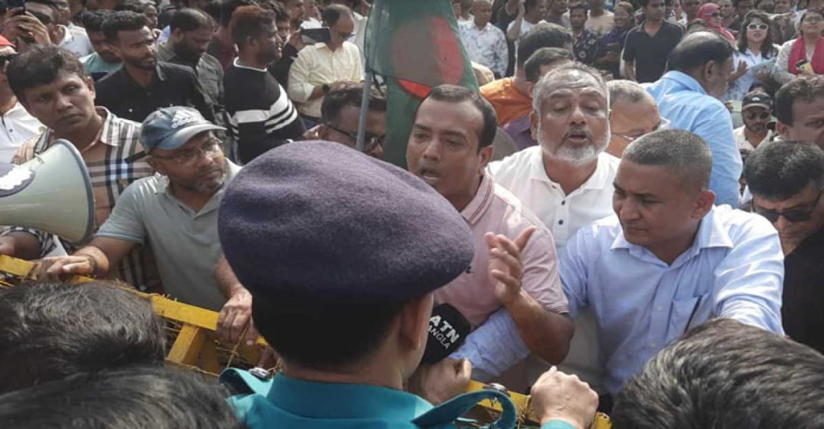 ভারতীয় হাইকমিশনে বিএনপির ৩ সংগঠনের স্মারকলিপি