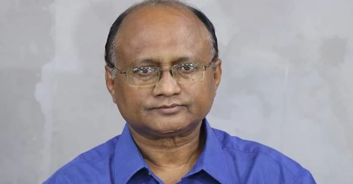 দুদকের নতুন চেয়ারম্যান আবদুল মোমেন