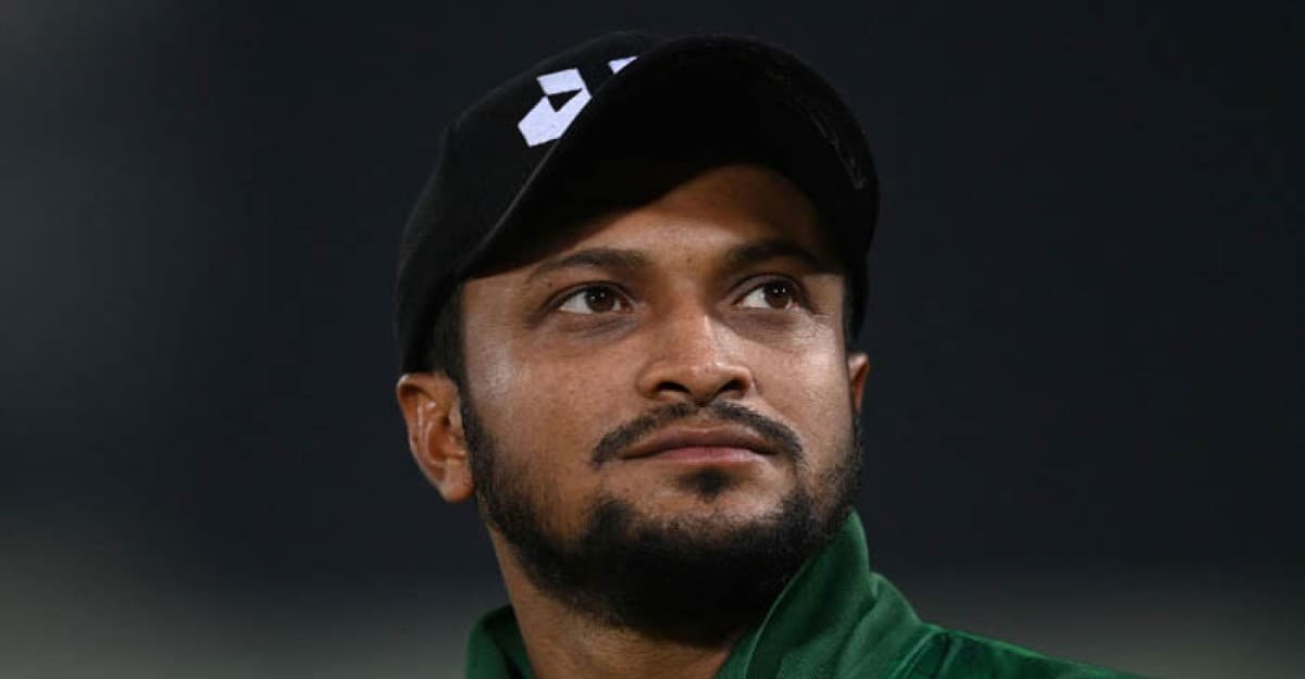 আন্তর্জাতিক ও ঘরোয়া ক্রিকেটে নিষিদ্ধ সাকিবের বোলিং