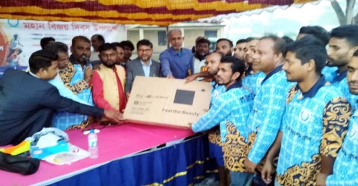 খেলাধুলায় যুব সমাজকে মাদকের হাত থেকে রক্ষা করে, অধ্যক্ষ সিরাজুল ইসলাম