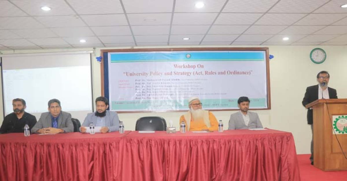 ডুয়েটে ‘ইউনিভার্সিটি পলিসি অ্যান্ড স্ট্র্যাটেজি (অ্যাক্ট, রুলস্ অ্যান্ড অর্ডিনেন্স) বিষয়ক কর্মশালা অনুষ্ঠিত