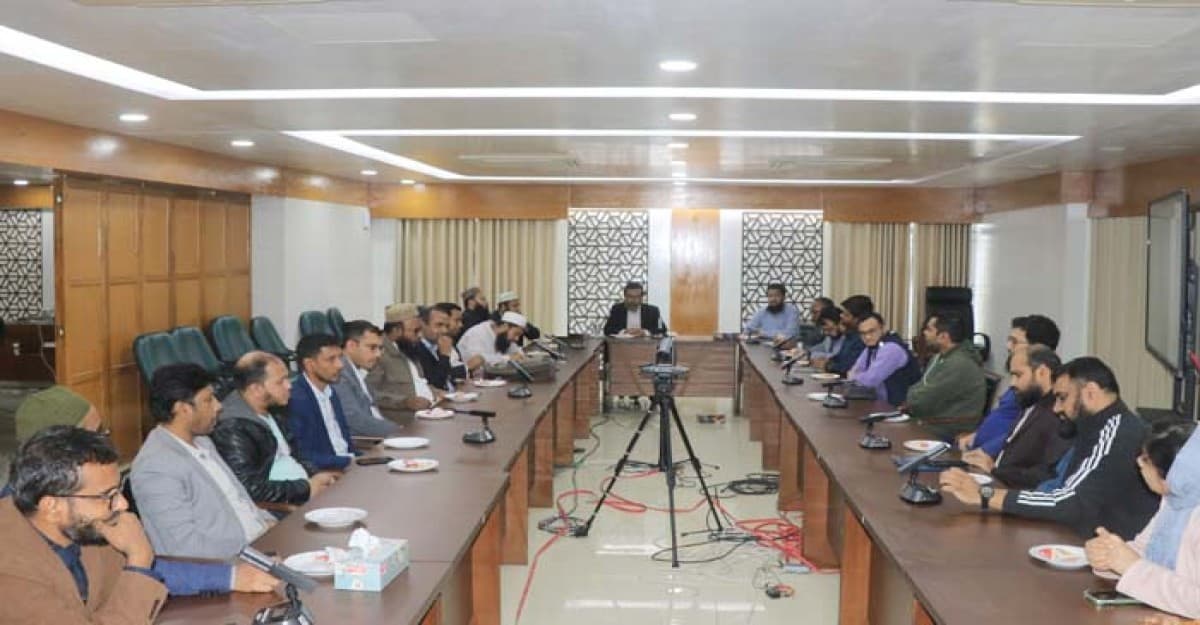 ডুয়েটে সম্প্রতি পিএইচডি ডিগ্রী প্রাপ্ত শিক্ষকদের সঙ্গে ভিসির মতবিনিময়