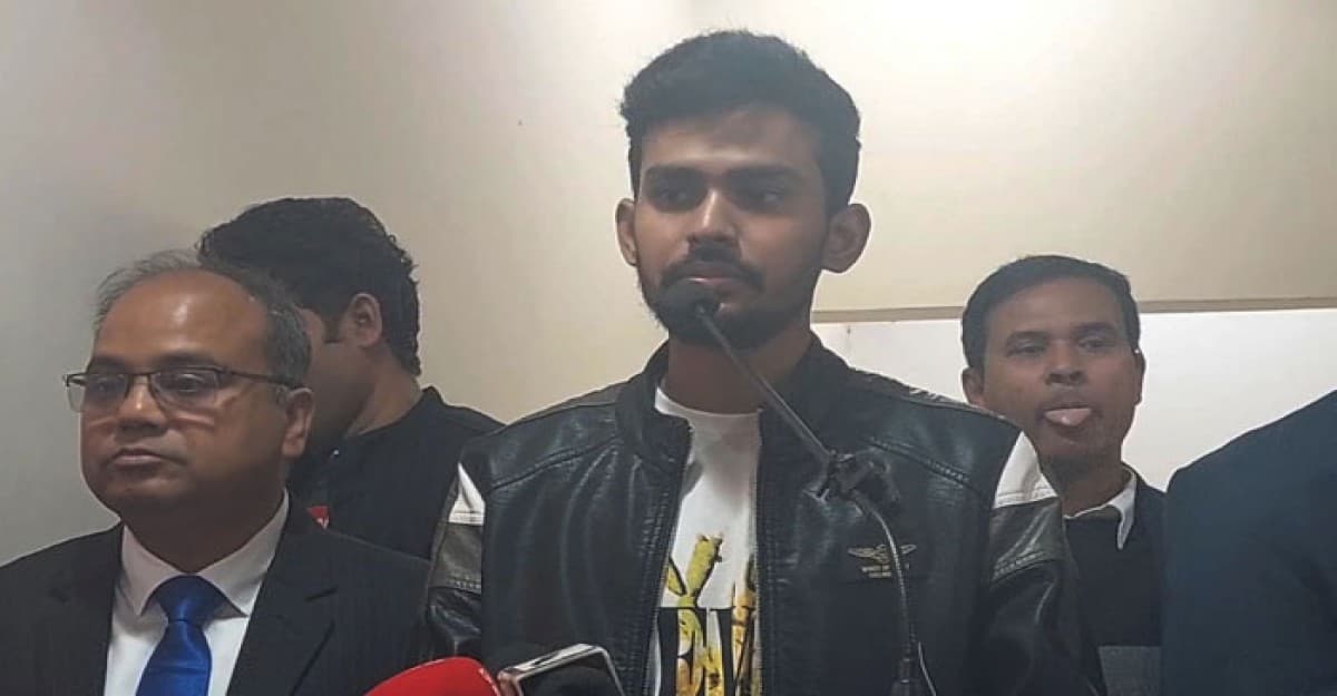 সংস্কার শেষে নির্বাচনের দিকে যাবে সরকার: আসিফ মাহমুদ